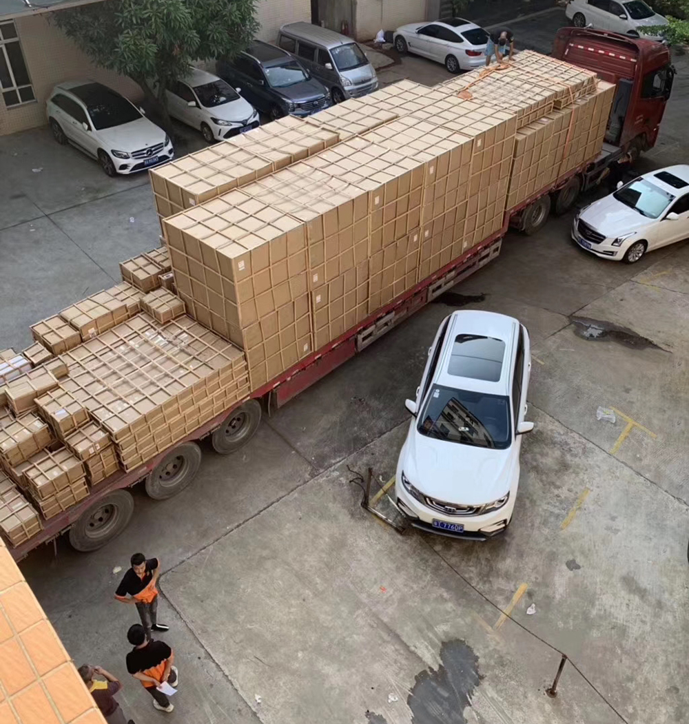 2023 South African customer starred hotel customization lamps project shipment (2)