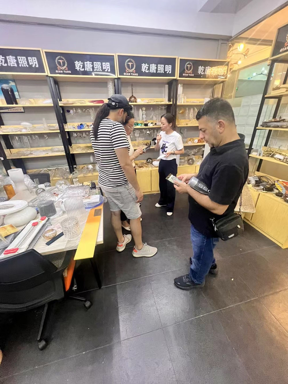 Australian customer visited YLEU Jul 2024 (4)