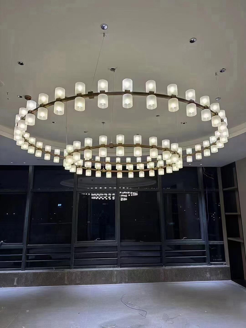 Customization of restaurant lights in hotel dining areas (7)