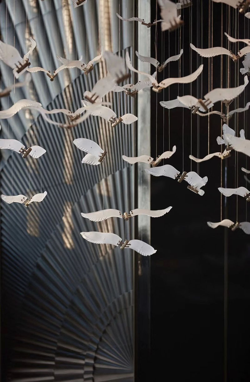 Lighting design inspiration for hotel lobby lighting customization (7)