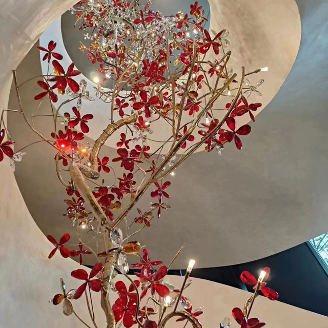 Commercial Center Club YLEU-2024-007