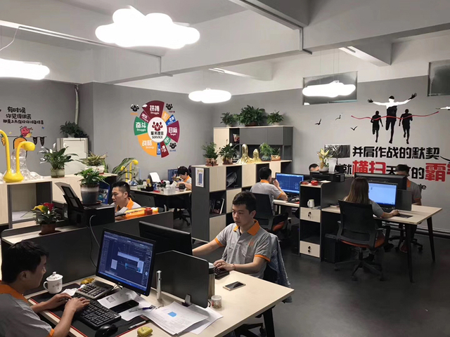 YLEU Lighting Team (7)