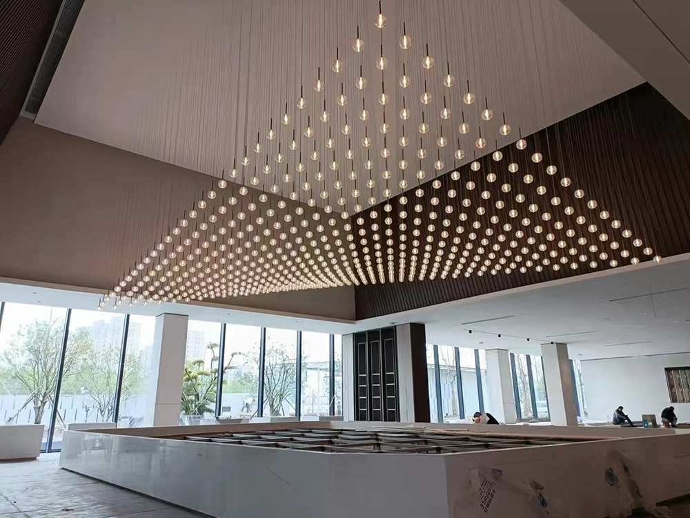 Customized lighting installation in the lobby of Shanghai Business Center in 2022 (4)