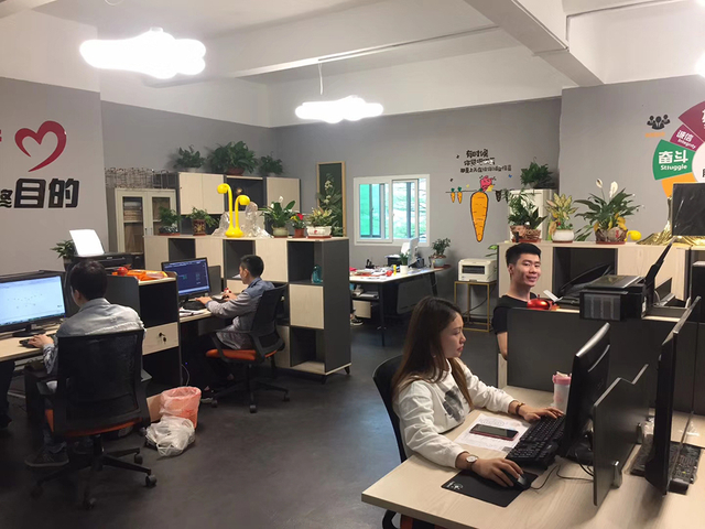 YLEU Lighting Team (8)