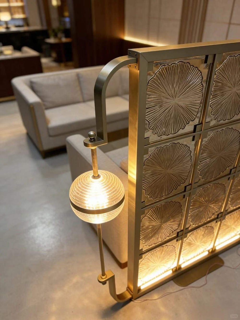 Sculpture with floor lamp -New Art Creation sharing by YLEU Bepsoke Lamp Manufacturer-3