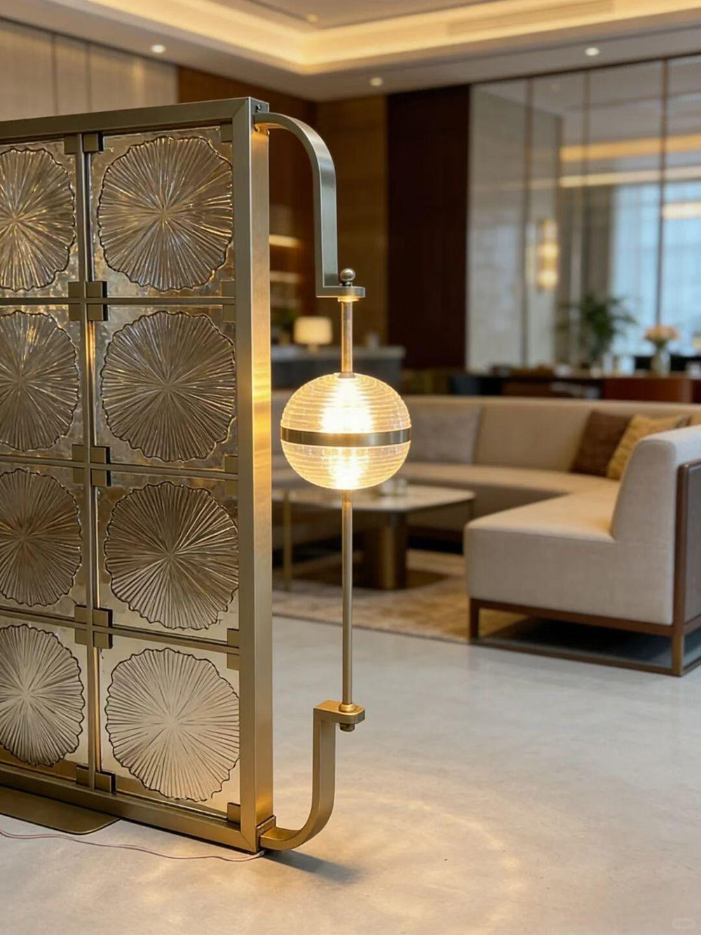 Sculpture with floor lamp -New Art Creation sharing by YLEU Bepsoke Lamp Manufacturer-1